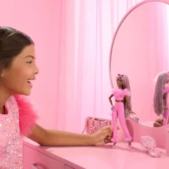 Barbie - Muñeca Deluxe Style con trenzas