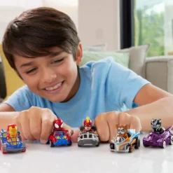 Hot Wheels - Vehículo con personaje Racer Verse (Varios modelos)